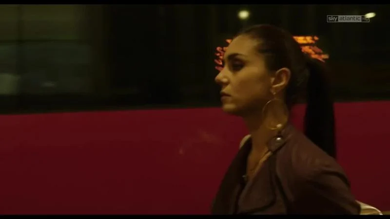 Кадры из сериала Гоморра (2014)