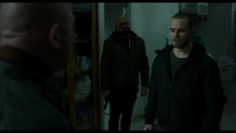 Кадры из сериала Гоморра (2014)